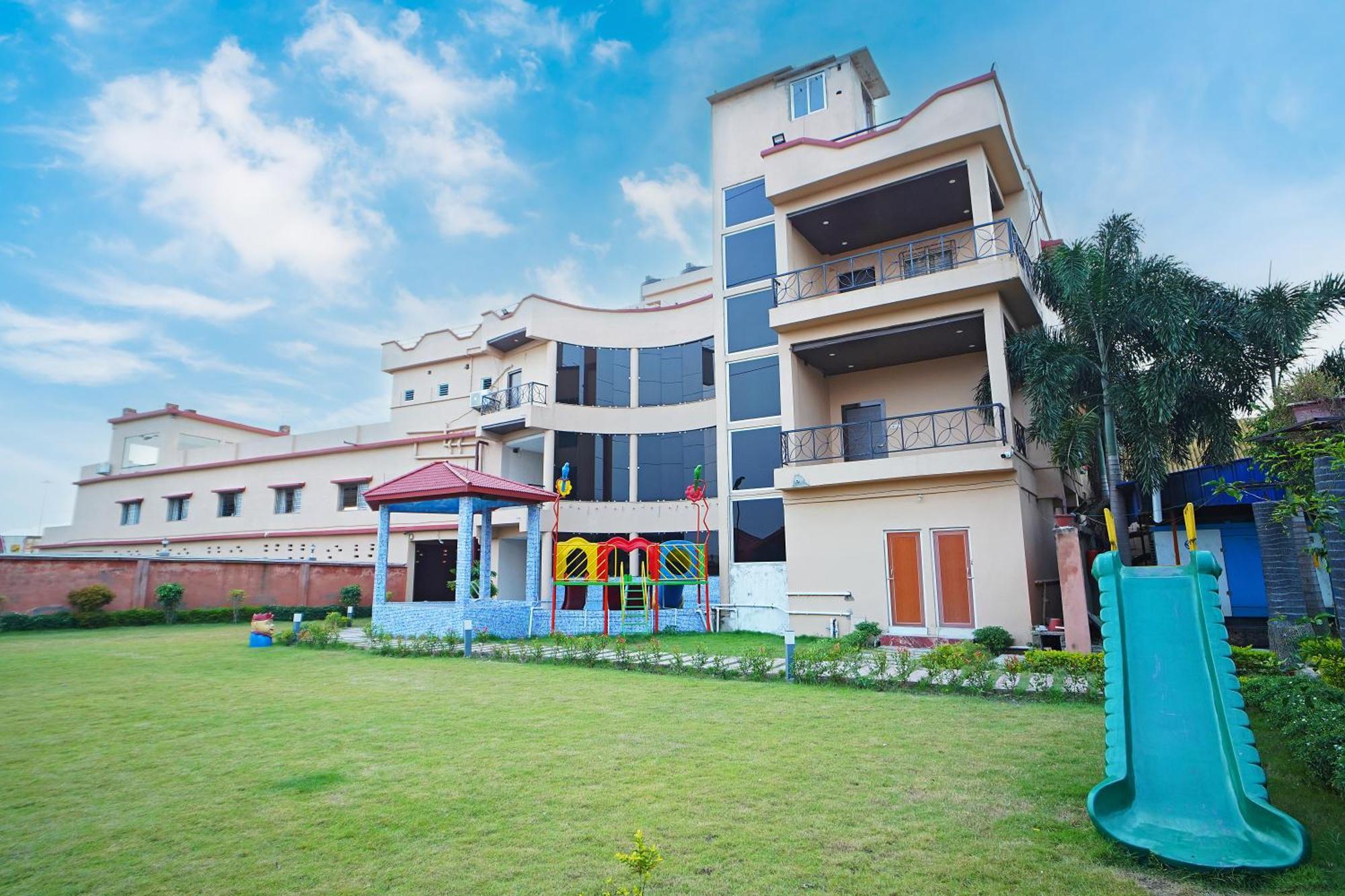 Gharana Resort !! Best Family Resort Near Kolkata With Swimming Pool !! Singur 외부 사진